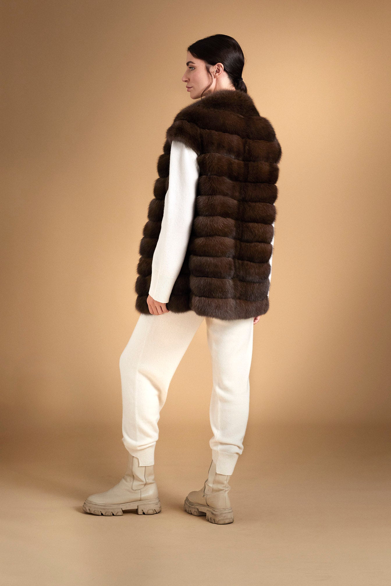 SABLE VEST